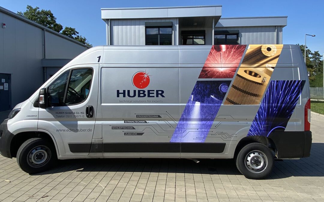 Fahrzeugbeschriftung edm Huber Fahrzeugbeschriftung