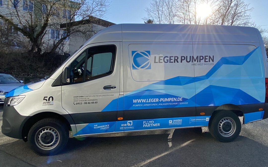 Fahrzeugbeschriftung-Leger-Pumpen