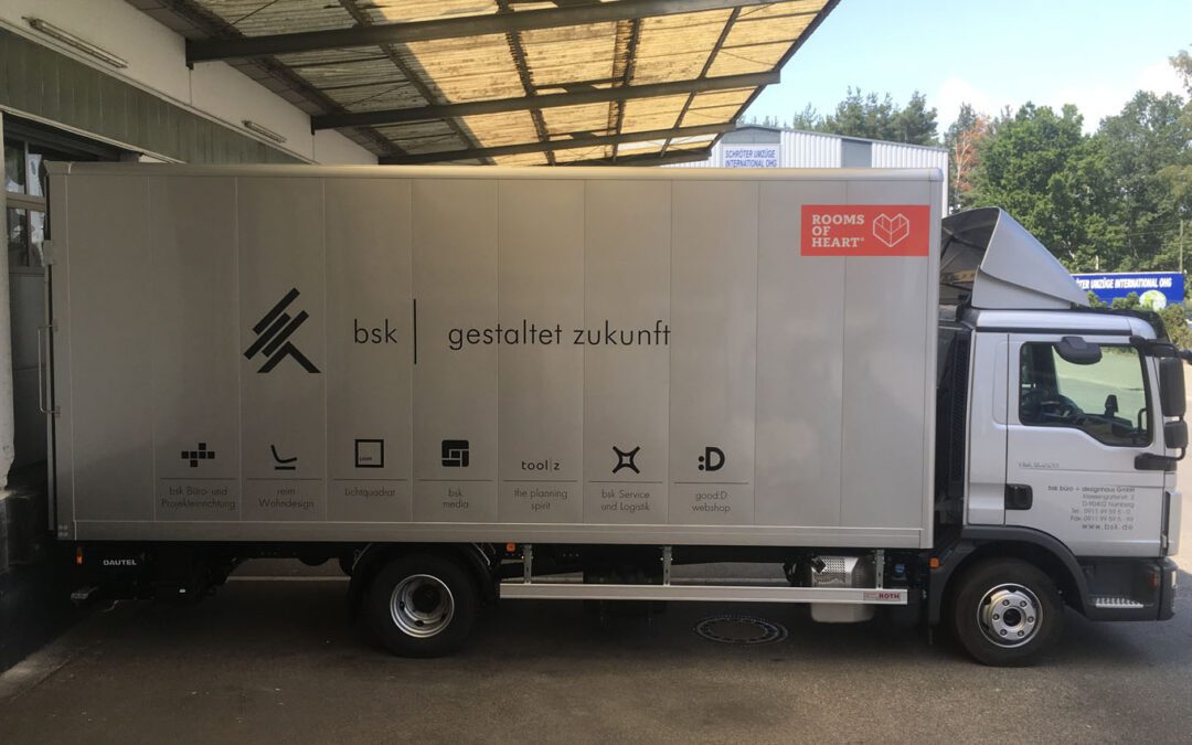 Fahrzeugbeschriftung bsk Möbel Fahrzeugbeschriftung